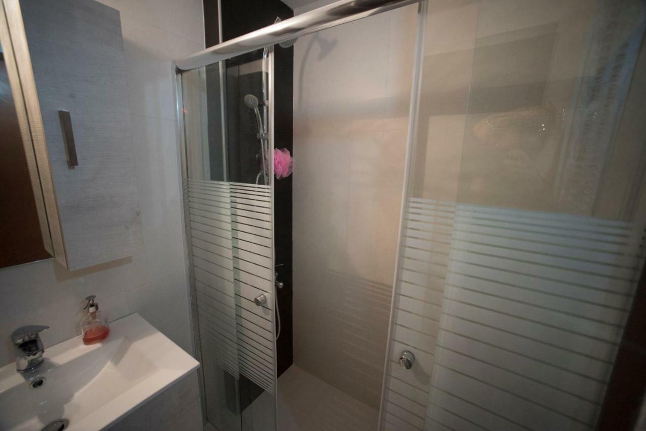 Cristal Apartment Corinth Buitenkant foto